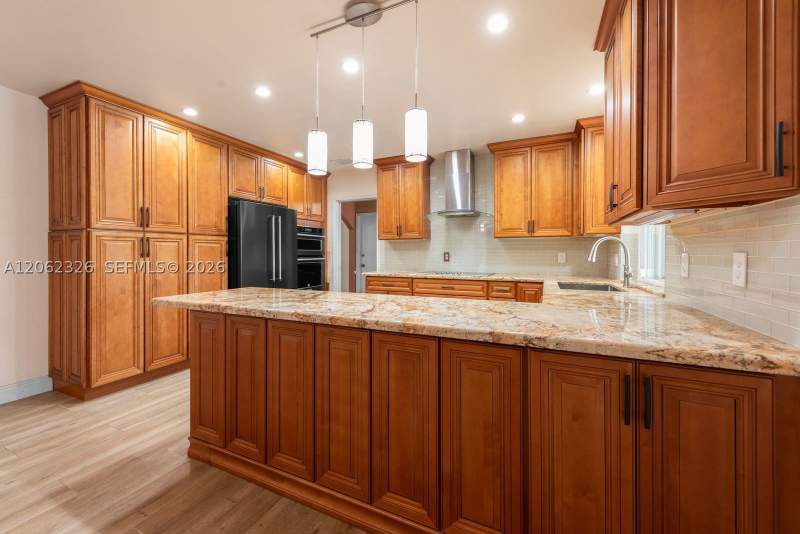 4 bedroom SingleFamilyResidence at 8331 SW 156th St, Southwood, Palmetto Bay — photo 5