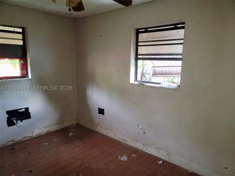 10210 SW 173rd St, Miami FL - photo 10 of 12