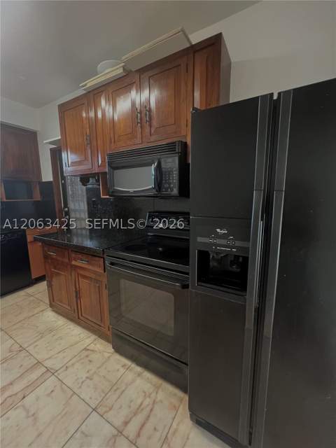9350 E Bay Harbor Dr 6, Bay Harbor Islands FL - photo 16 of 19