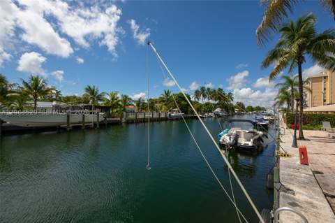 2350 NE 135th St 1503, North Miami FL - photo 11 of 14