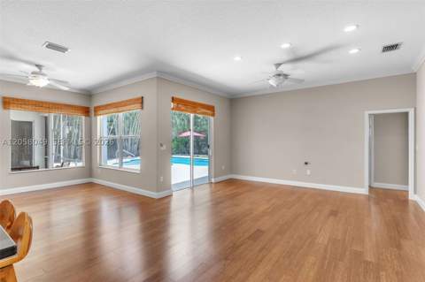 3140 Fairways Dr, Homestead FL - photo 9 of 35