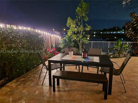 15375 SW 9th Way, Miami FL - photo 13 of 22