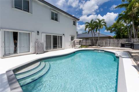 9002 SW 212th Ter, Cutler Bay FL - photo 13 of 13
