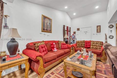 2001 NW 51st St, Miami FL - photo 11 of 38