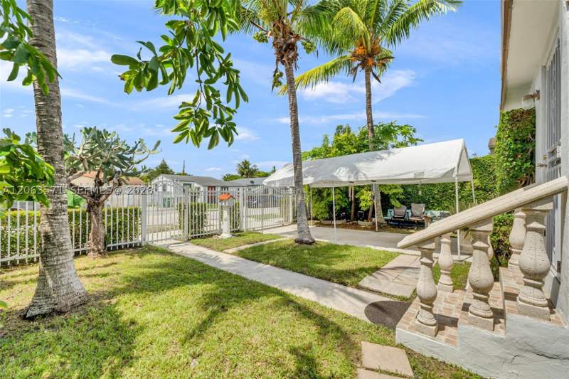 2 bedroom SingleFamilyResidence at 2001 NW 51st St, Floral Pk, Miami — photo 5