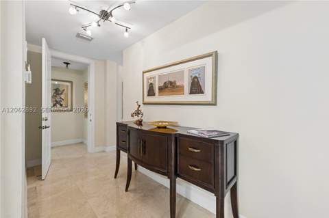 6234 Paradise Point Drive 6234, Palmetto Bay FL - photo 10 of 63