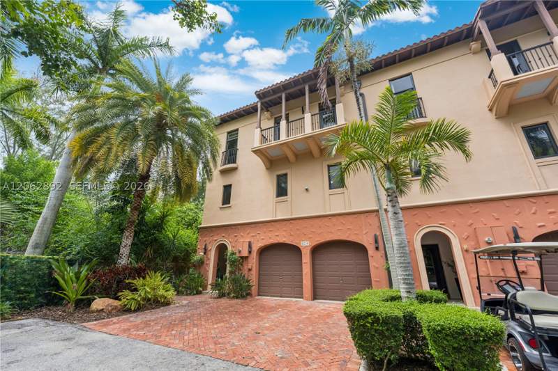 4 bedroom Townhouse at 6234 Paradise Point Drive 6234, Royal Harbour Yacht Club, Palmetto Bay — photo 3