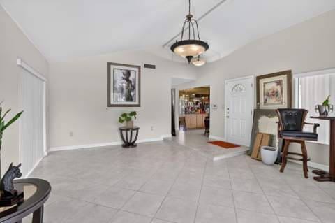 910 NE 205th Street, Miami FL - photo 11 of 43