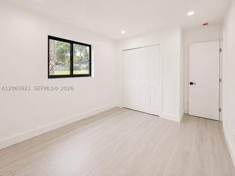 1141 NE 166th St, North Miami Beach FL - photo 9 of 11