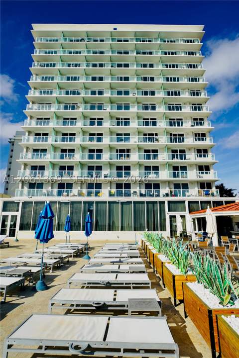 19201 Collins Ave 726, Sunny Isles Beach FL - photo 17 of 18