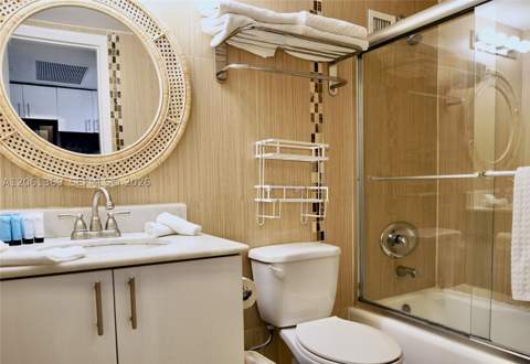 19201 Collins Ave 726, Sunny Isles Beach FL - photo 9 of 18