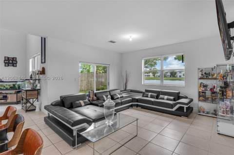 1416 SE 27th Ter, Homestead FL - photo 8 of 43
