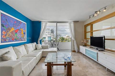 465 Ocean Dr 604, Miami Beach FL - photo 10 of 42