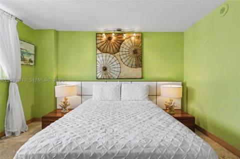 465 Ocean Dr 604, Miami Beach FL - photo 15 of 42