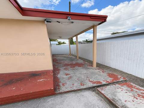 142 E 45th St, Hialeah FL - photo 6 of 10