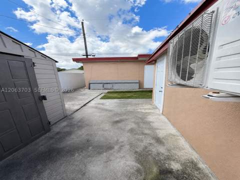 142 E 45th St, Hialeah FL - photo 9 of 10