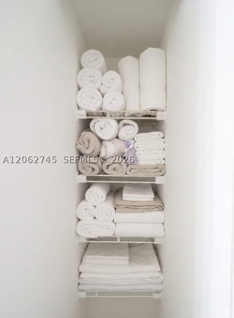 8100 Geneva Ct 137, Doral FL - photo 8 of 19
