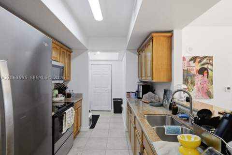 4242 NW 2nd St 807, Miami FL - photo 22 of 36