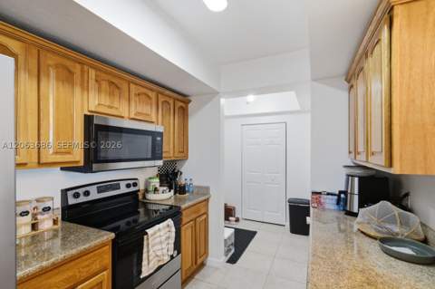 4242 NW 2nd St 807, Miami FL - photo 23 of 36