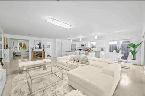 3427 Frow Ave, Miami FL - photo 10 of 21