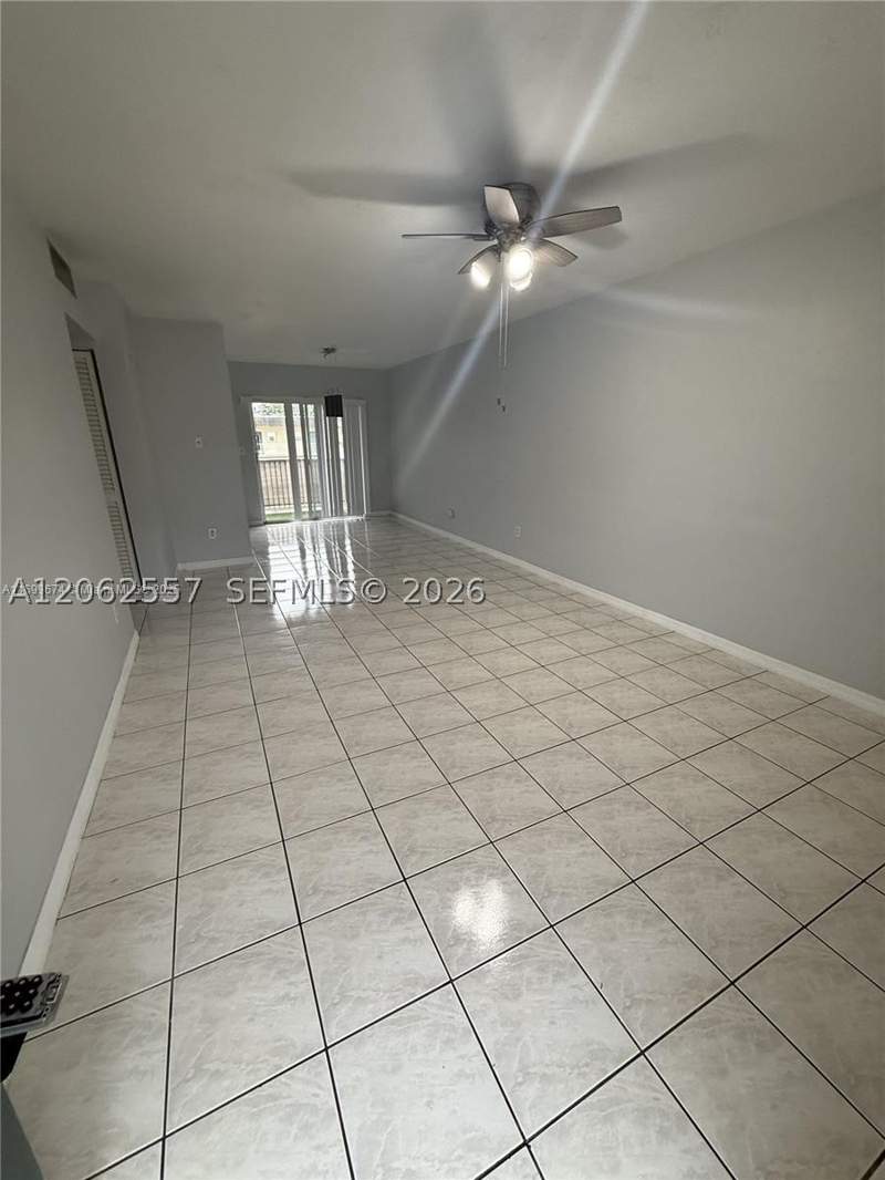 2 bedroom Condominium at 7505 SW 82nd St 314, Dadeland Park Condo, Miami — photo 2