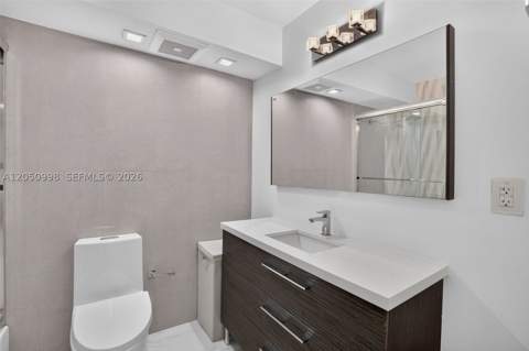6039 Collins Ave 1624, Miami Beach FL - photo 20 of 21