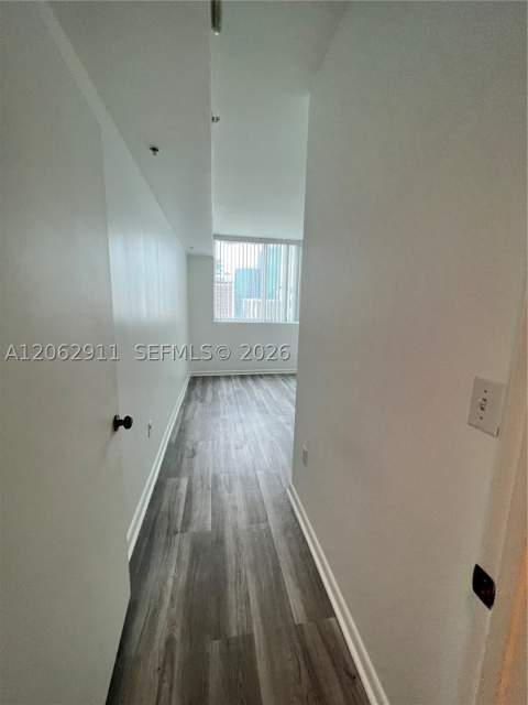 244 Biscayne Blvd 2609, Miami FL - photo 10 of 24