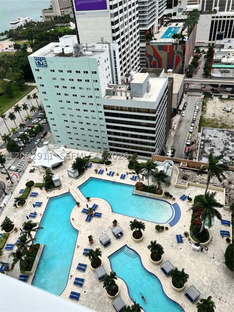 244 Biscayne Blvd 2609, Miami FL - photo 19 of 24
