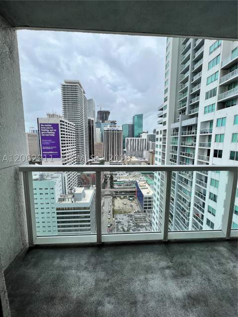 244 Biscayne Blvd 2609, Miami FL - photo 8 of 24