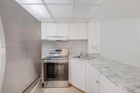 2170 W 60th St 16208, Hialeah FL - photo 12 of 38