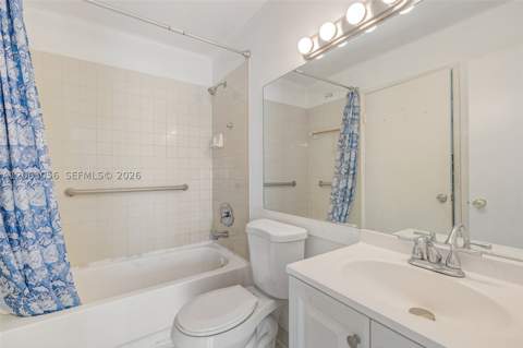 2170 W 60th St 16208, Hialeah FL - photo 15 of 38