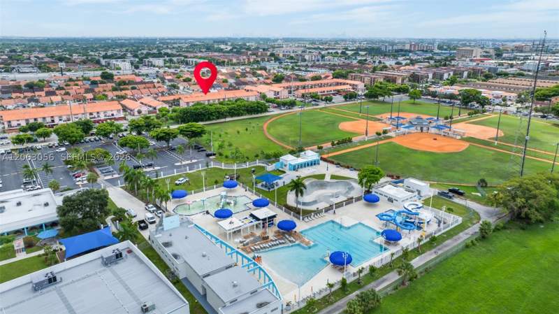 1 bedroom Condominium at 2170 W 60th St 16208, Hialeah Club Villas Condo, Hialeah — photo 2