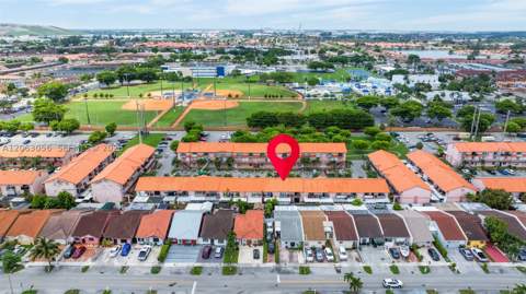 2170 W 60th St 16208, Hialeah FL - photo 24 of 38