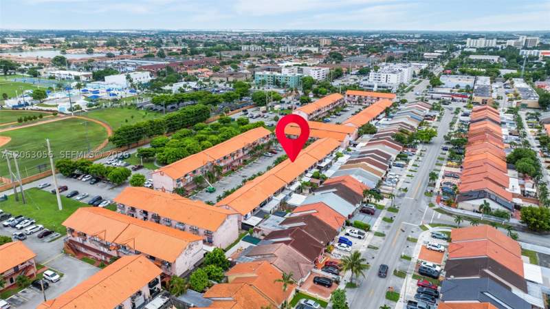 1 bedroom Condominium at 2170 W 60th St 16208, Hialeah Club Villas Condo, Hialeah — photo 3