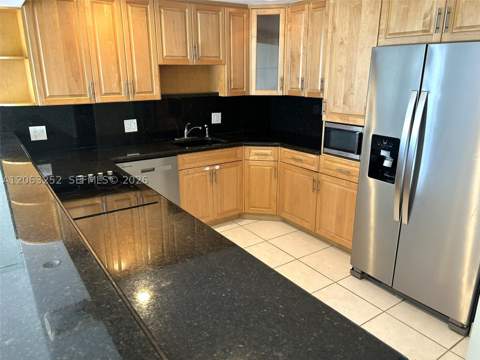 2801 NE 183rd St 508W, Aventura FL - photo 8 of 25