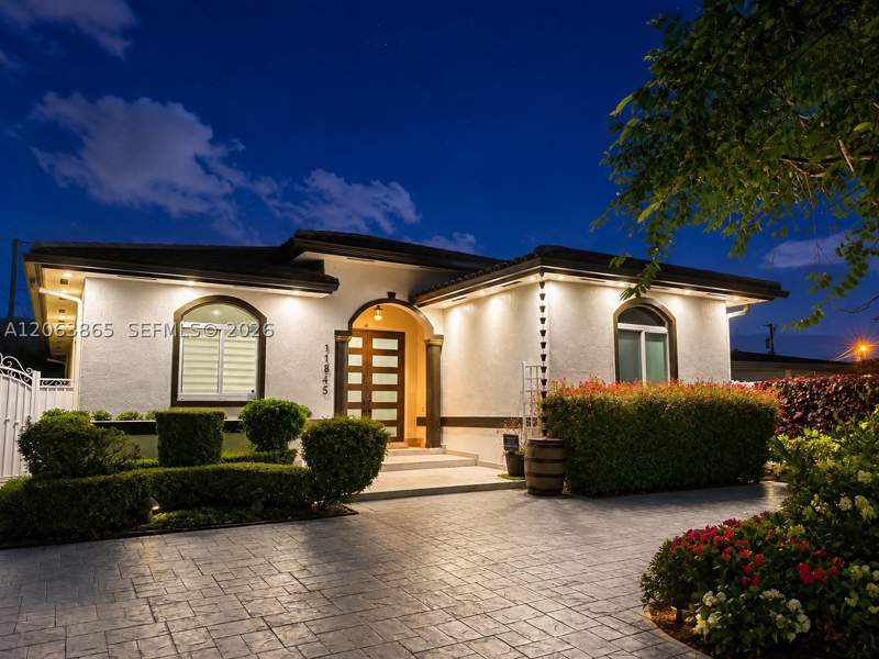 4 bedroom SingleFamilyResidence at 11845 SW 3rd St, Sweetwater Golf Course To, Miami — photo 2