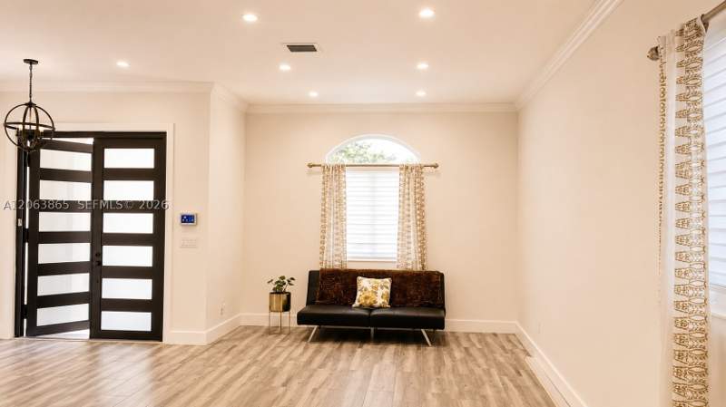 4 bedroom SingleFamilyResidence at 11845 SW 3rd St, Sweetwater Golf Course To, Miami — photo 3