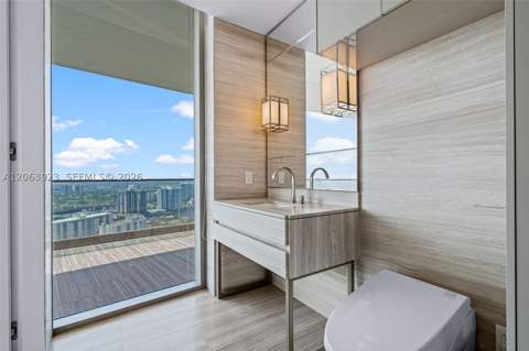18975 Collins Ave 3605, Sunny Isles Beach FL - photo 20 of 44