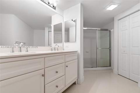 17100 N Bay Rd 1712, Sunny Isles Beach FL - photo 11 of 50