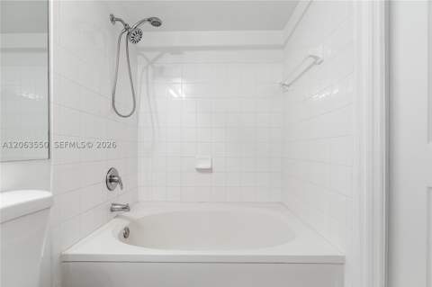17100 N Bay Rd 1712, Sunny Isles Beach FL - photo 15 of 50