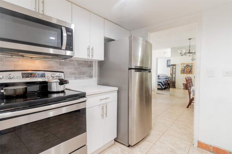 2 bedroom Condominium at 251 174th St 808, Winston Towers 200, Sunny Isles Beach — photo 5
