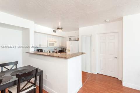 1155 Brickell Bay Dr 3403, Miami FL - photo 12 of 43