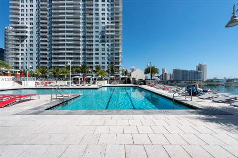 1155 Brickell Bay Dr 3403, Miami FL - photo 22 of 43