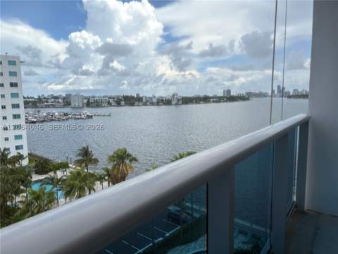 7501 E Treasure Dr 7H, North Bay Village FL - photo 7 of 16