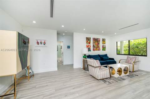 831 Cortez St, Coral Gables FL - photo 12 of 56