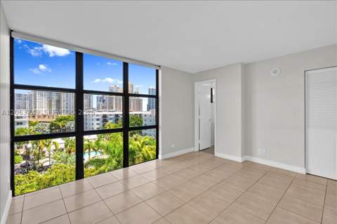 17021 N Bay Rd 705, Sunny Isles Beach FL - photo 17 of 35
