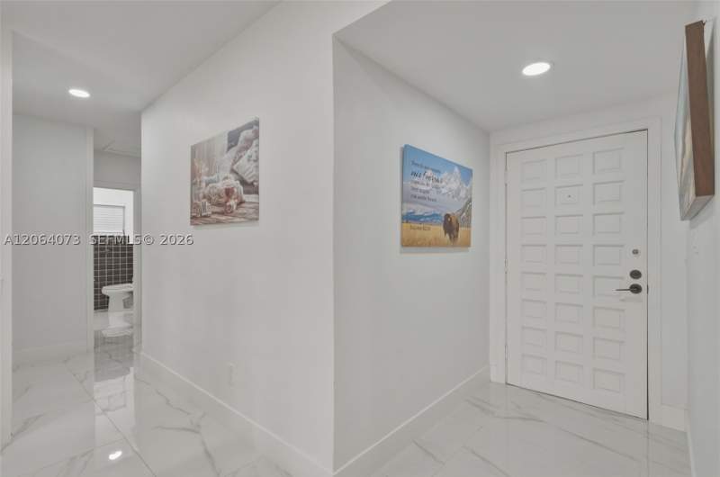 3 bedroom SingleFamilyResidence at 11621 NW 58th Pl, 4th Addn To Palm Springs, Hialeah — photo 4