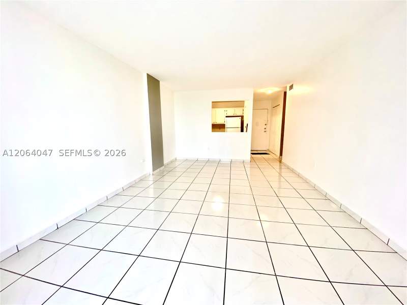 1 bedroom Condominium at 16950 Dixie A536, Woodside Apts Condo, North Miami Beach — photo 3