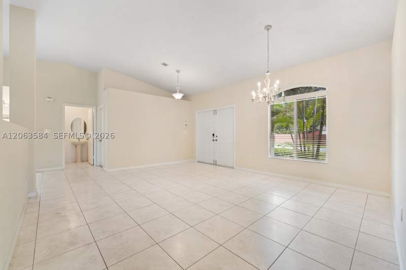 4 bedroom SingleFamilyResidence at 32361 SW 202nd Pl, Farm Land Estates, Homestead — photo 3