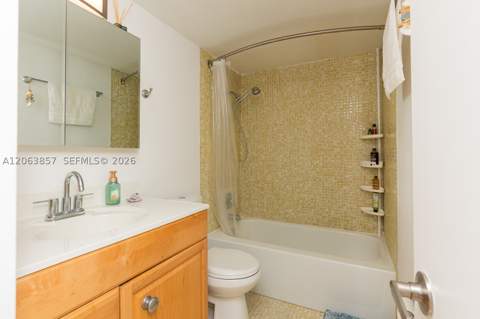 1020 Meridian Ave 314, Miami Beach FL - photo 14 of 39